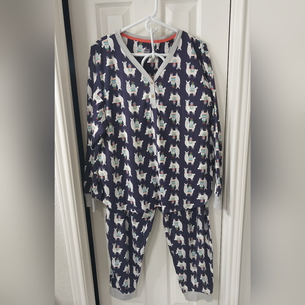 Cuddl Duds Women's Christmas Llama Pajama Set